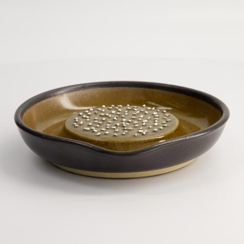 Tokyo Design Studio - Motoshige - Keukenraspplaat - Groot - Steenware - Zwart - 18.5x10x18cm