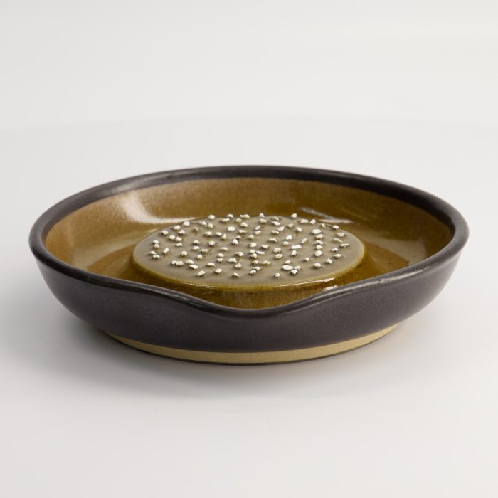 Tokyo Design Studio - Motoshige - Keukenraspplaat - Groot - Steenware - Zwart - 18.5x10x18cm